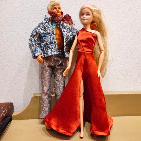 rhabille ta poupée 3 Poupées habillées atelier de couture enfant