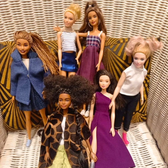 rhabille ta poupée Poupées habillées lors d'un atelier diy couture